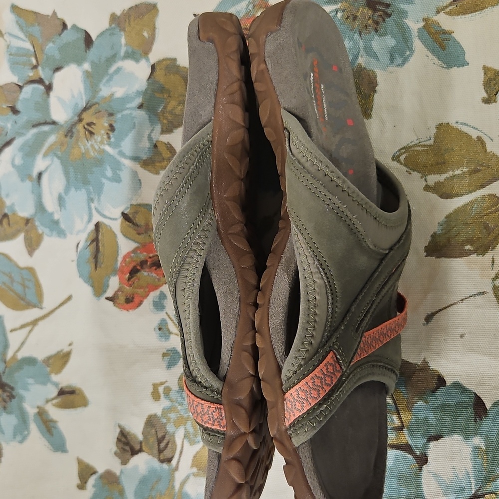 MERRELL WOMENS SIZE 8 WALKING SANDAL - Picture 5 of 8